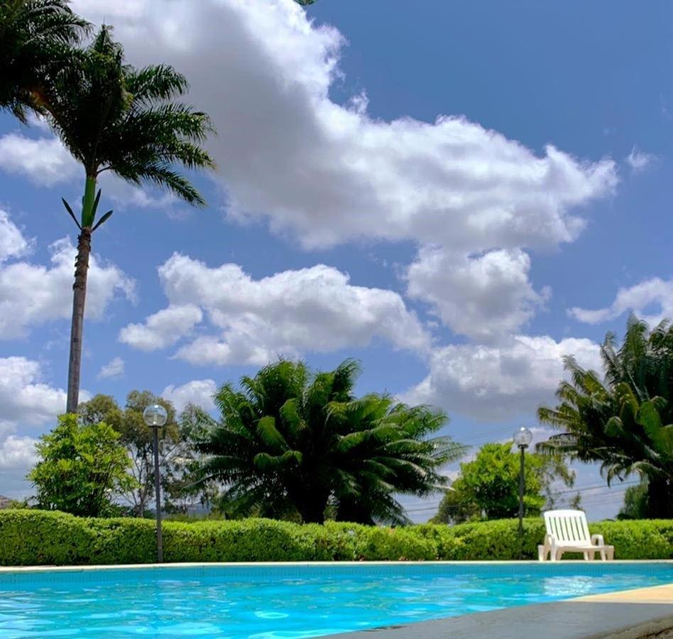 Hotel Tres Palmeiras غرافاتا المظهر الخارجي الصورة